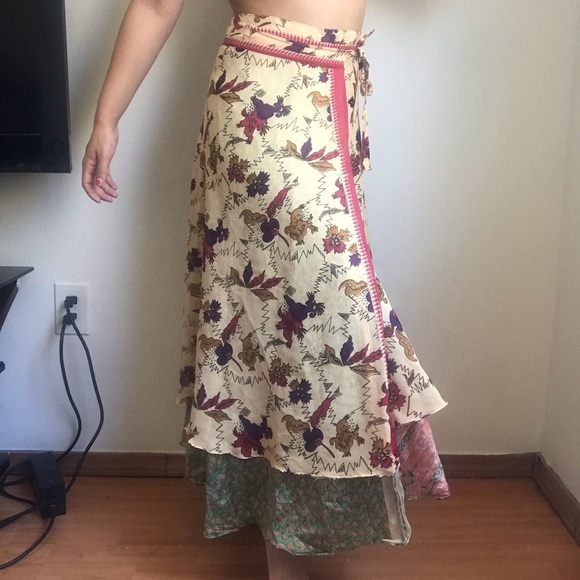 Silk Reversible Tie Skirt - Picture 3 of 3